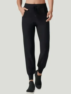 Blanc Noir Portola Jogger