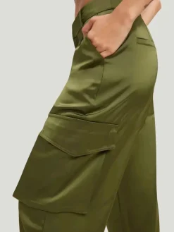 GOOD AMERICAN Washed Satin Cargo Pants