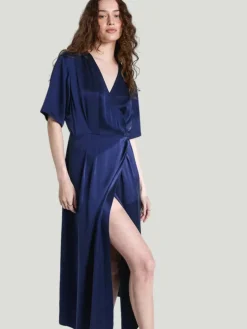 LUNYA Washable Silk Wrap Dress