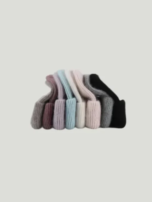 Pissenlit Angora Beanie Hat