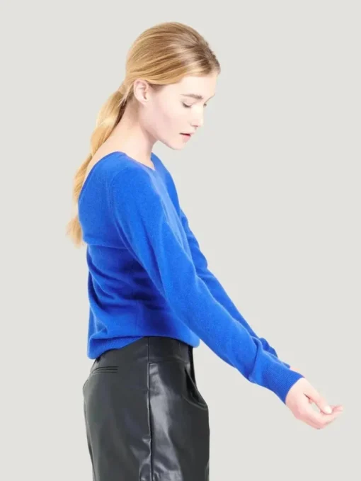 STUDIO CASHMERE8 Mia 7 Cashmere V-Neck Sweater