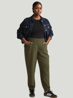Universal Standard Go-Stretch Jogger