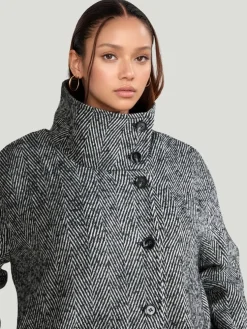 Universal Standard Marlo Cocoon Coat
